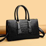 Load image into Gallery viewer, Women&#39;s Fashion Retro Crocodile Pattern All-match Shoulder Messenger Bag - BrandBoxs
