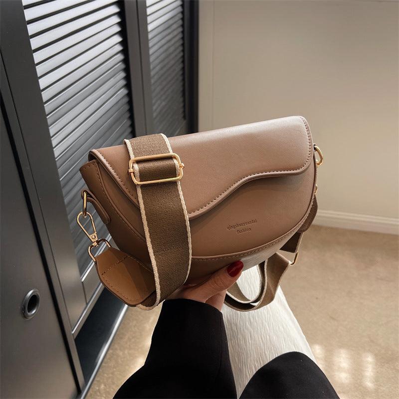 Popular Retro Easy Matching Crossbody Bag - BrandBoxs